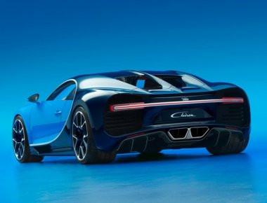 Δοκιμάζοντας μια Bugatti Chiron των 1500 ίππων (βίντεο)